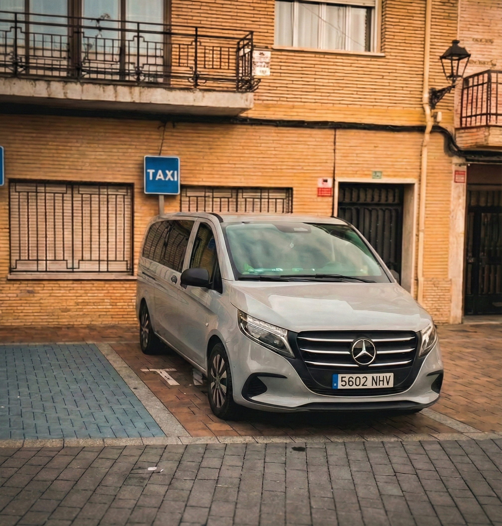 Taxi Seseña en la parada de Taxis de Seseña
